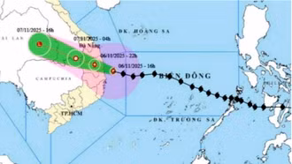 Bão số 13 giật cấp 16, đổ bộ vào khu vực từ Quảng Ngãi đến Gia Lai