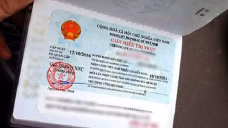 Giảm thời gian cấp Giấy miễn thị thực xuống còn 1 ngày