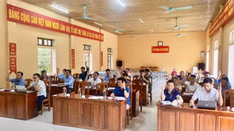 Bãi nhiệm đại biểu Hội đồng nhân dân đối với ông Lò Văn Mạnh