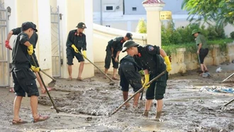 Khẩn cấp hỗ trợ các địa phương miền Trung khắc phục hậu quả mưa lũ