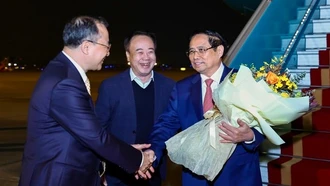 Thủ tướng Phạm Minh Chính về tới Hà Nội, kết thúc tốt đẹp chuyến công tác tại Lào