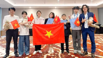 Học sinh Việt Nam giành 5 huy chương tại Olympic vật lý trẻ thế giới