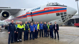 Máy bay Nga chở 30 tấn hàng viện trợ khẩn cấp cho người dân Việt Nam ở vùng lũ
