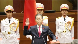 Chánh án TAND Tối cao Nguyễn Văn Quảng tuyên thệ nhậm chức