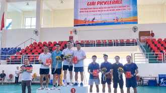 Bế mạc Giải Pickleball chào mừng thành công Đại hội đại biểu Đảng bộ Các cơ quan Đảng tỉnh 