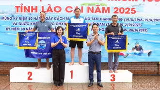 Phường Cam Đường nhất toàn đoàn Giải Vô địch Bơi các nhóm tuổi tỉnh Lào Cai 