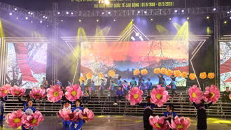 Tổng duyệt Chương trình nghệ thuật chào mừng Kỷ niệm 51 năm Ngày giải phóng Miền Nam thống nhất đất nước 