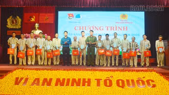 Ấm áp Chương trình “Thắp sáng ước mơ hoàn lương”
