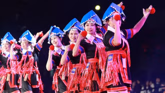 Giao lưu văn nghệ chào mừng 20 năm ngày thành lập thành phố Lào Cai