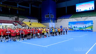 Gần 200 vận động viên tham gia Giải Bóng chuyền hơi người cao tuổi tỉnh Lào Cai năm 2025