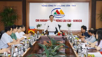 Đoàn công tác Ban Tuyên giáo và Dân vận Trung ương khảo sát việc thực hiện chủ trương, đường lối của Đảng về phát triển khoa học, công nghệ tại Chi nhánh Luyện đồng Lào Cai - VIMICO