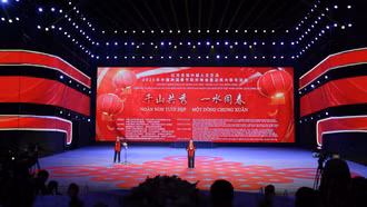 Giao lưu văn nghệ chào Xuân qua biên giới 2025