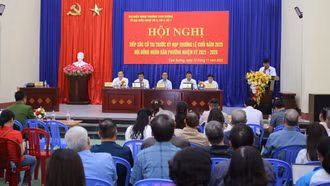 HĐND phường Cam Đường tiếp xúc cử tri trước kỳ họp thường lệ cuối năm 2025