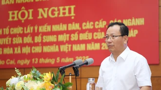 Phát huy tinh thần chủ động, sáng tạo trong lấy ý kiến tham gia dự thảo Nghị quyết sửa đổi, bổ sung một số điều của Hiến pháp năm 2013