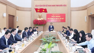 Xem xét, quyết định nhiều nội dung quan trọng