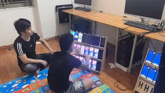 Đường dây đánh bạc 1.000 tỉ đồng, dùng AI để 'qua mặt' sinh trắc học ngân hàng