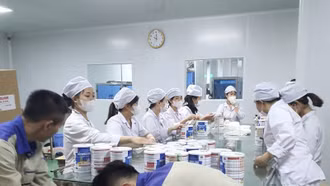 Thủ tướng yêu cầu tăng cường xử lý thuốc giả, sữa giả