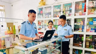 Thuốc giả và mối đe dọa từ lỗ hổng quản lý