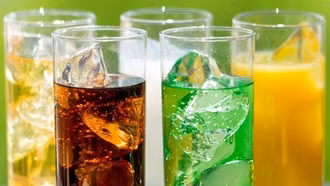 Trẻ em Việt thừa cân gấp đôi sau 10 năm: WHO kêu gọi đánh thuế đồ uống có đường