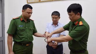 Phá đường dây "làm khống" giấy hợp quy chuẩn thang máy, thiết bị xây dựng