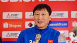 HLV Kim Sang-sik tiết lộ trận đấu đáng quên nhất của tuyển Việt Nam