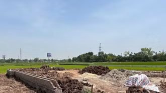 Hà Nội: Để xảy ra vi phạm về đất đai, 2 chủ tịch xã bị tạm đình chỉ