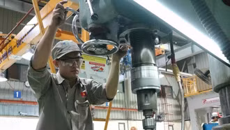 Đẩy mạnh sản xuất công nghiệp, tạo động lực cho phát triển kinh tế 2 con số