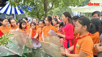 Mỗi trang sách vun đắp một niềm tự hào