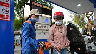 Giá xăng giảm 50-80 đồng/lít, dầu diesel giảm 170 đồng/lít