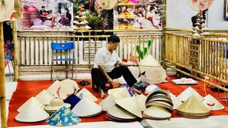 Tôn vinh nghệ nhân làng nghề Việt Nam