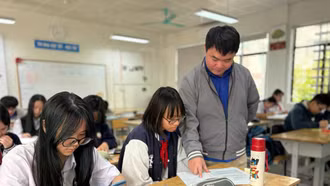 Dạy học hai buổi một ngày từ năm học tới: Đồng thuận nhưng bộn bề nỗi lo