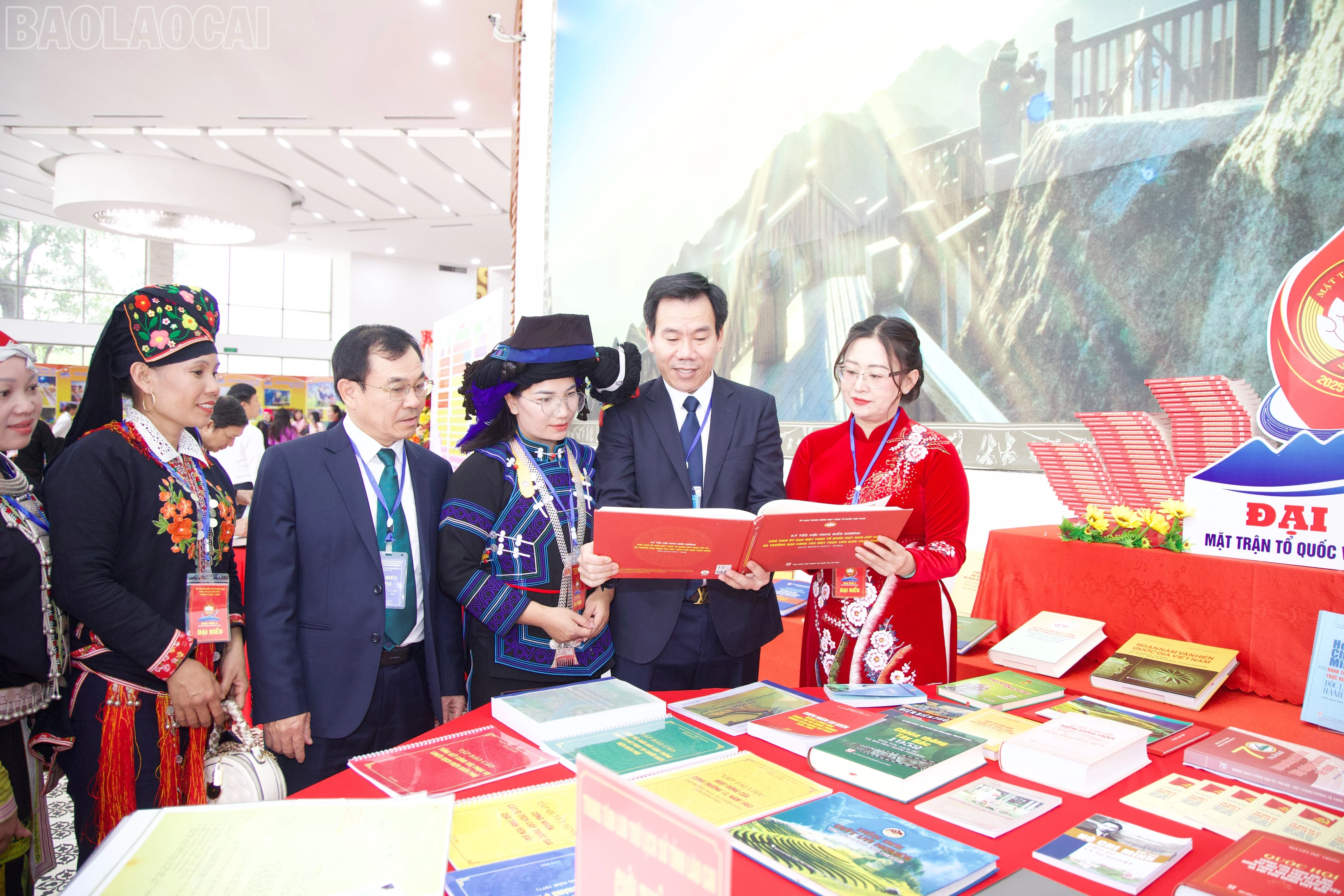 baolaocai-tl_z7175107382301-49fc19c063e5e14ecd3deac3221ac5ca.jpg