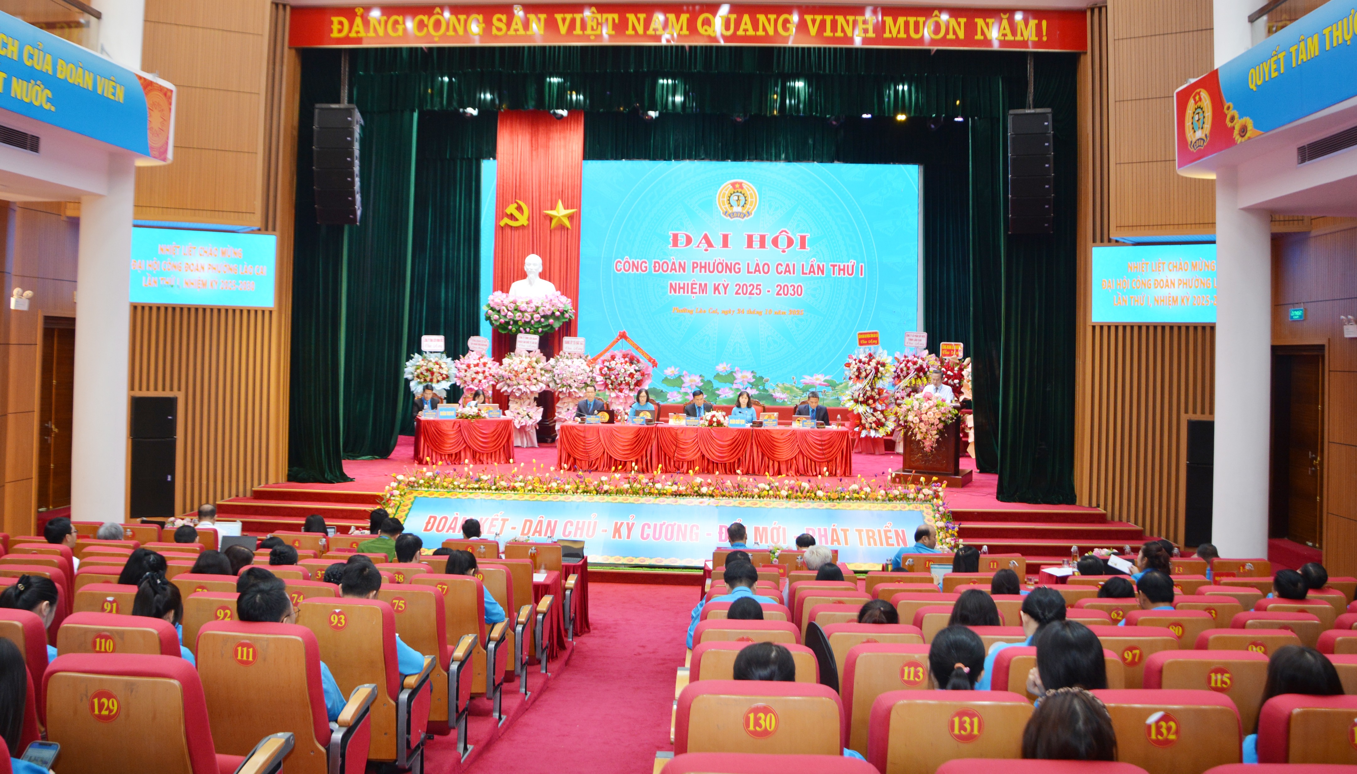 Quang cảnh Đại hội. dsc-9035.jpg