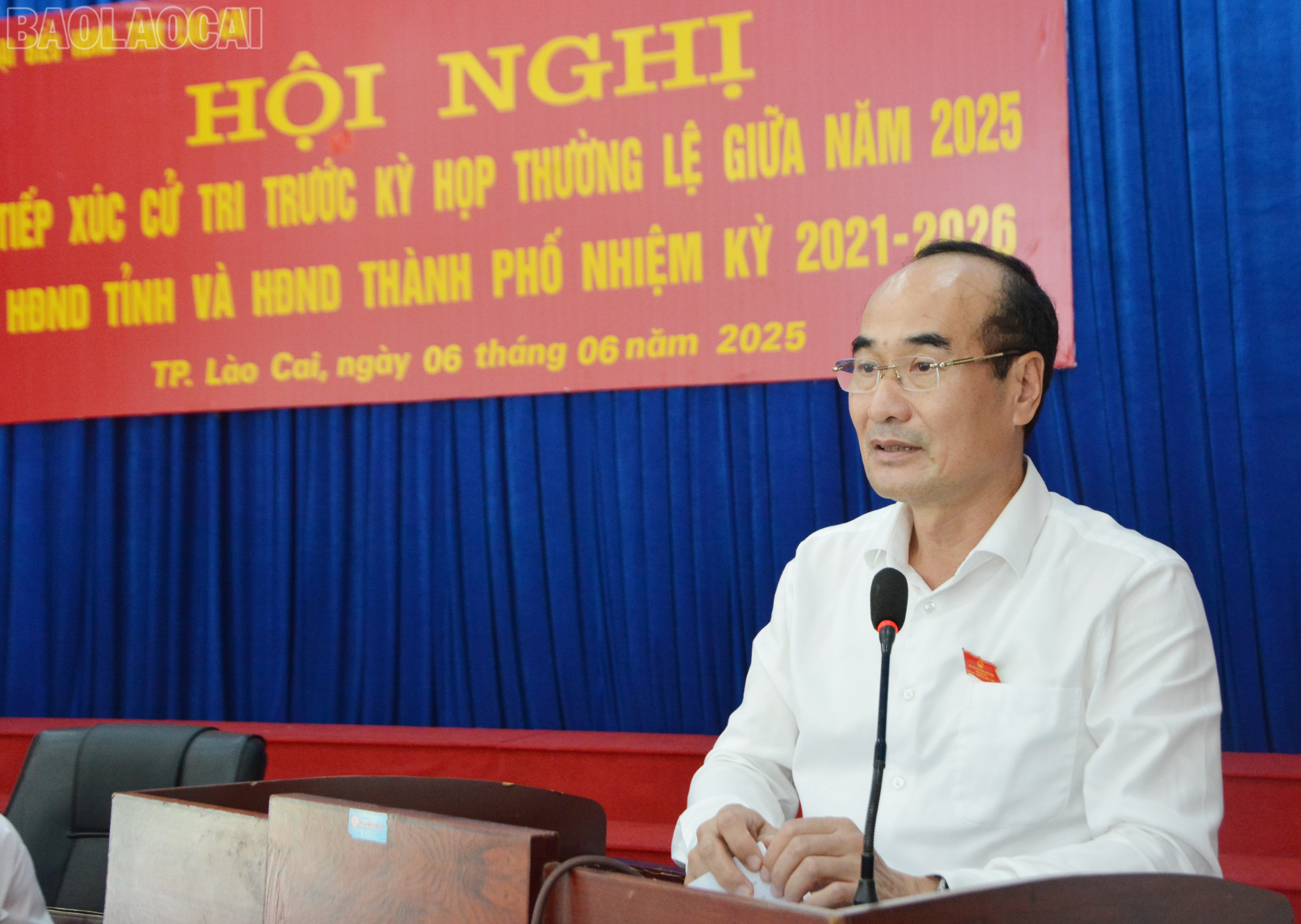Đồng chí Vũ Xuân Cường, Phó Bí thư Thường trực Tỉnh ủy, Chủ tịch HĐND tỉnh phát biểu kết luận hội nghị. baolaocai-tl_dsc-6961.jpg