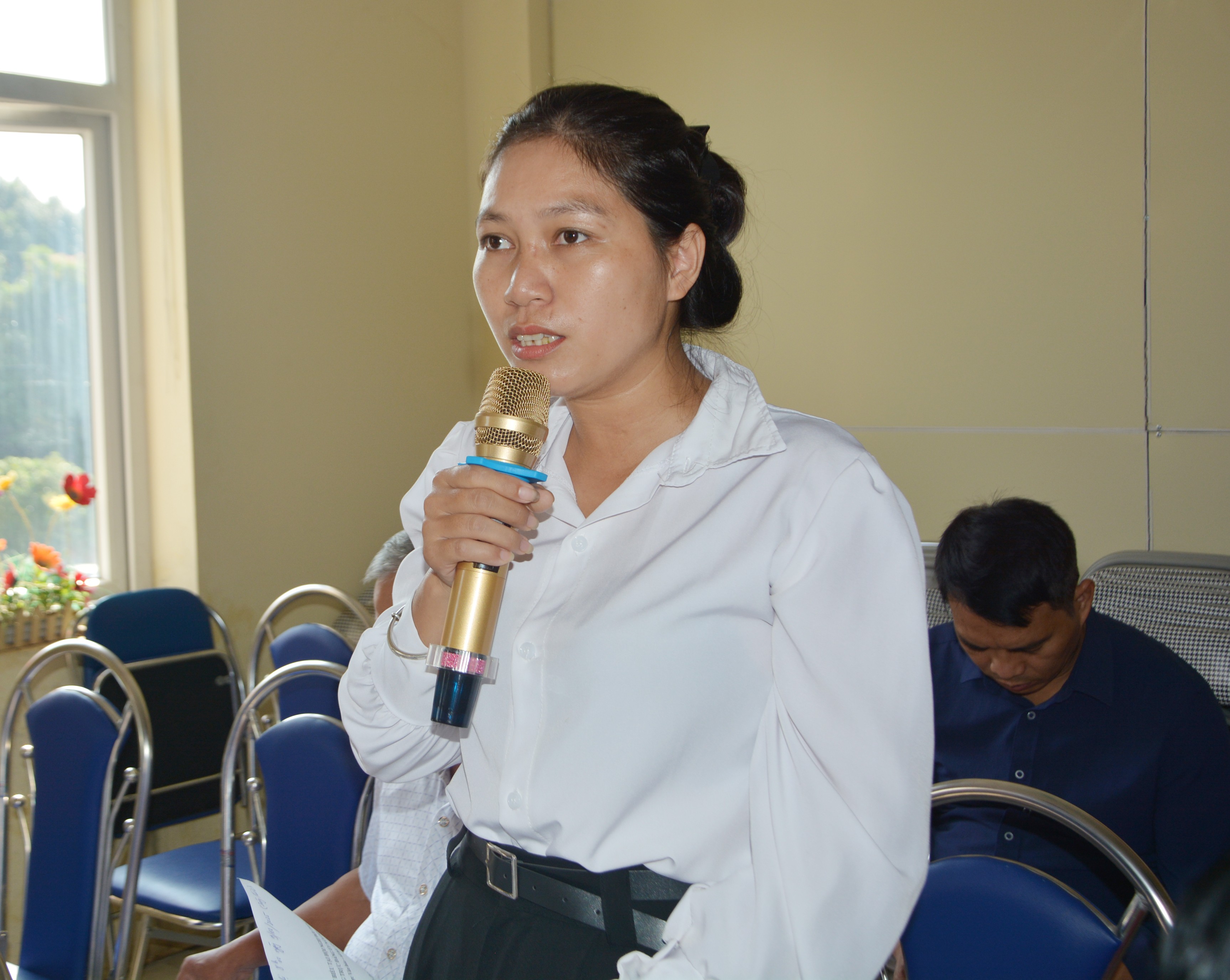 Đại biểu phát biểu ý kiến. dsc-8958.jpg