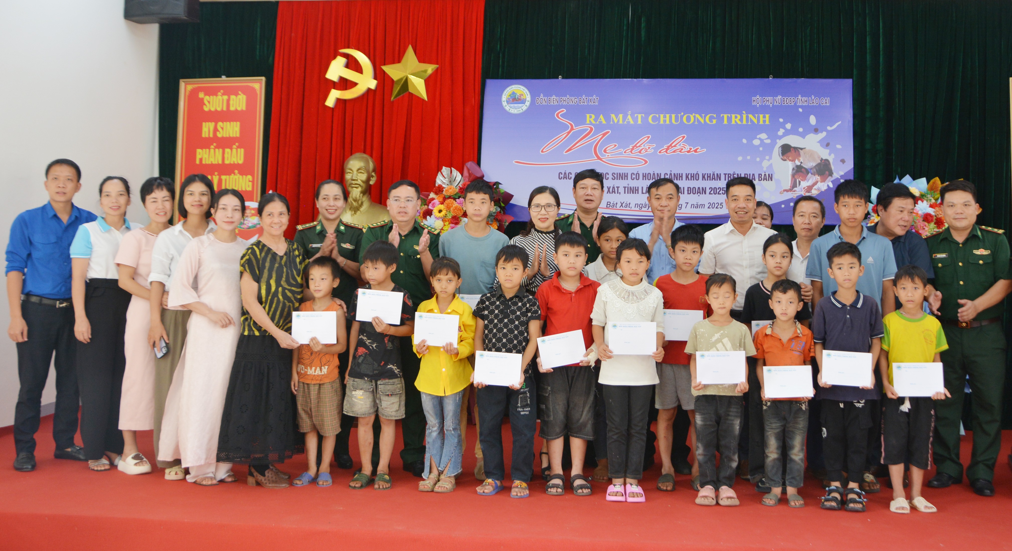 Mô hình "Mẹ đỡ đầu" do Đồn Biên phòng Bát Xát phối hợp triển khai mang lại nhiều kết quả thiết thực. dsc-7429.jpg
