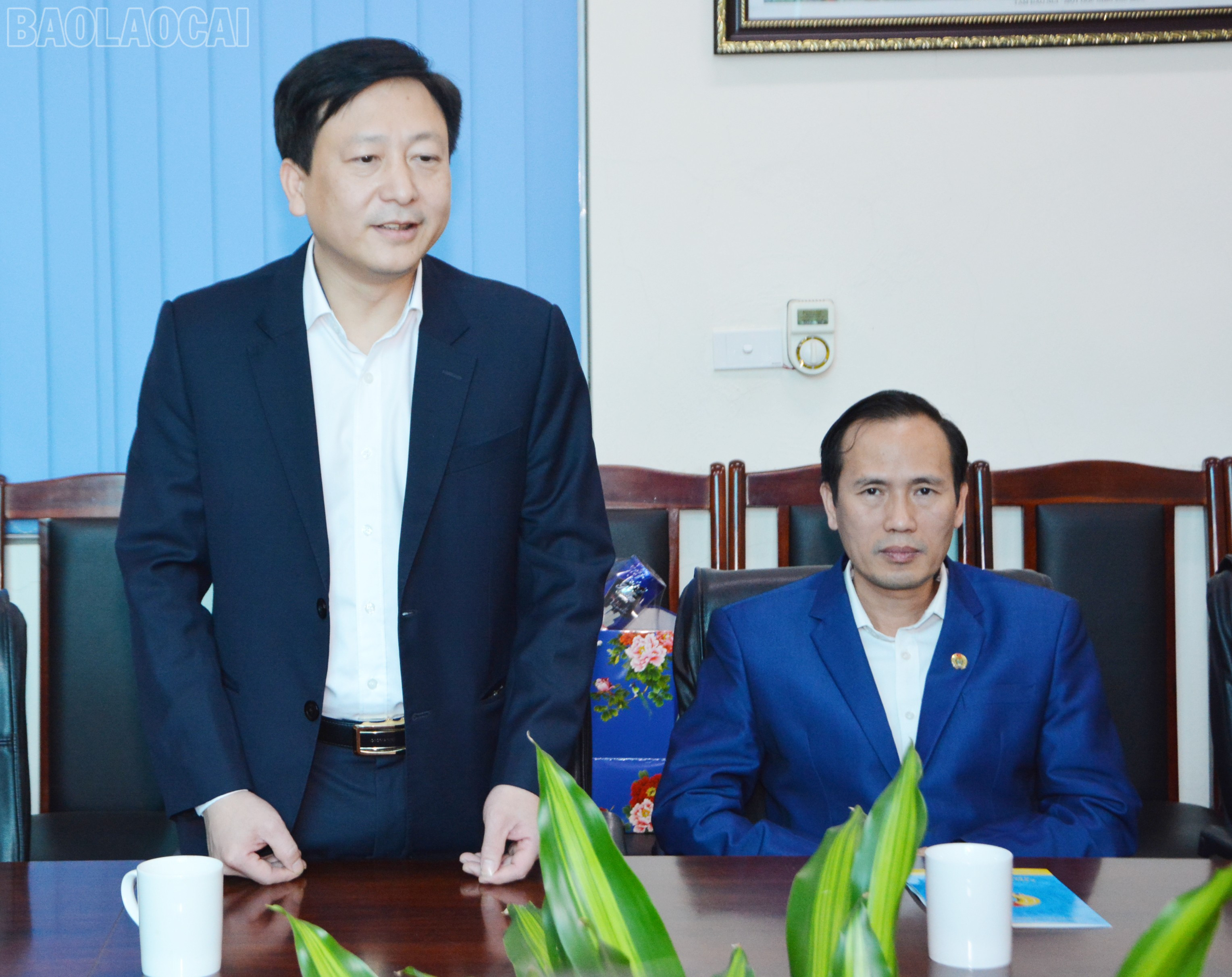 Chủ tịch Liên đoàn Lao động tỉnh Đặng Đình Chung phát biểu chúc tết các đơn vị. baolaocai-tl_dsc-4513.jpg
