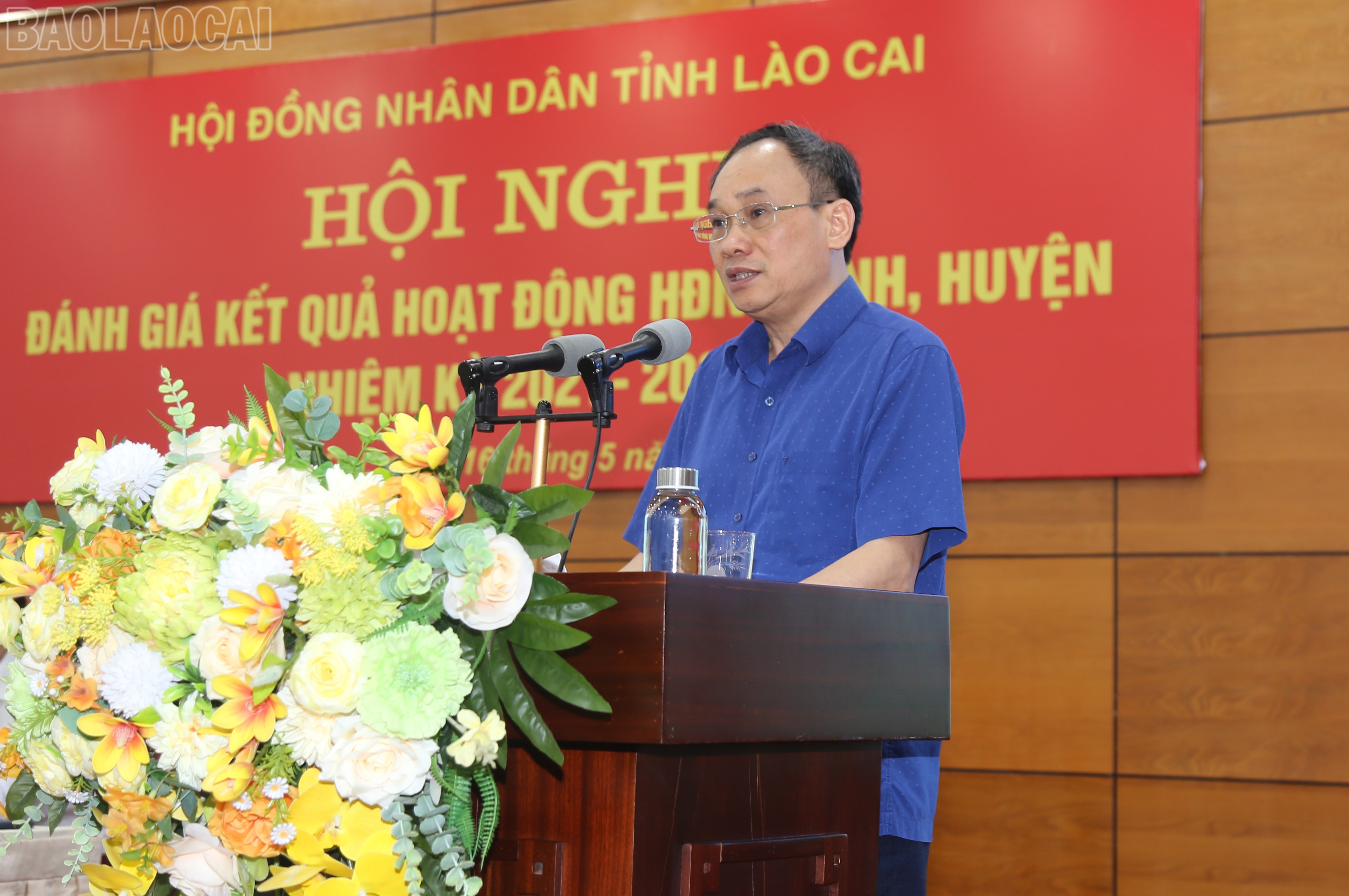 Các đồng chí Thường trực UBND tỉnh, Ủy ban MTTQ tỉnh phát biểu về công tác phối hợp hoạt động với HĐND cùng cấp. baolaocai-tl_img-6730.jpg