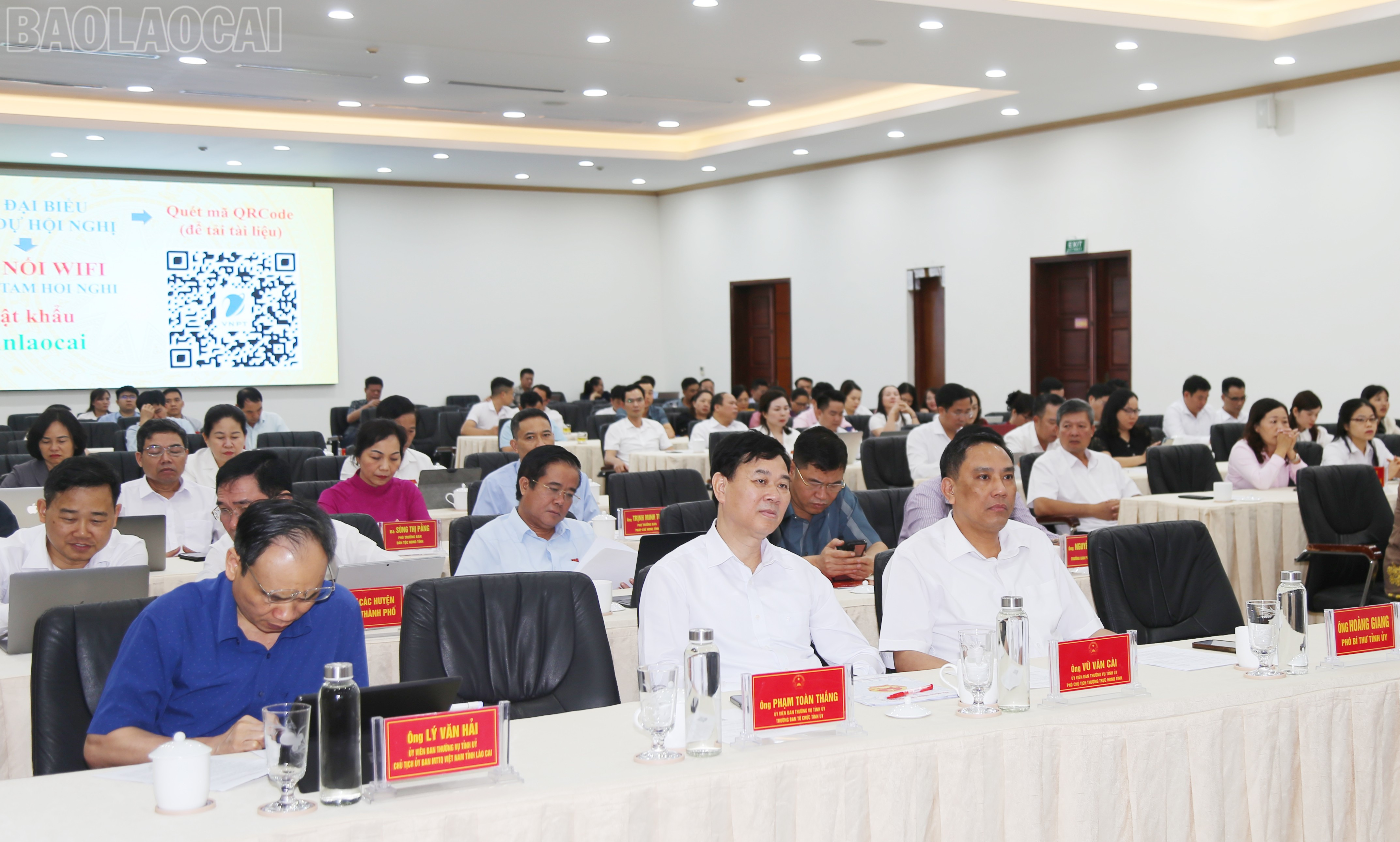 Đại biểu dự hội nghị. baolaocai-tl_img-6698.jpg