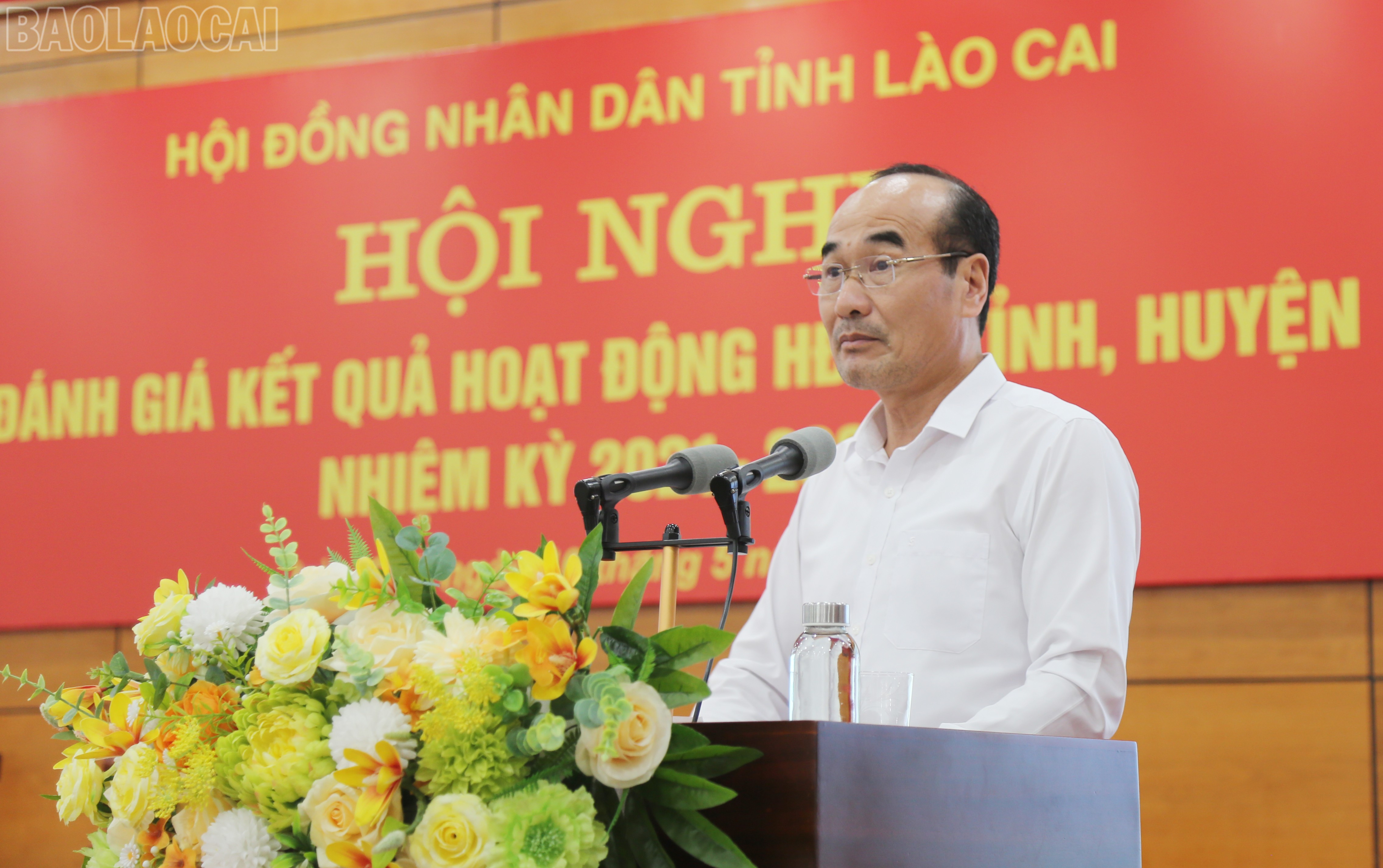 Đồng chí Vũ Xuân Cường, Phó Bí thư Thường trực Tỉnh ủy, Chủ tịch HĐND tỉnh phát biểu khai mạc hội nghị. baolaocai-tl_img-6693.jpg