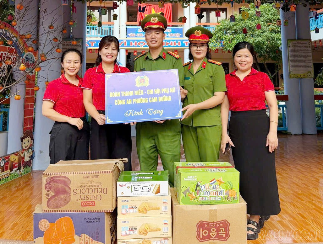 Cán bộ, đoàn viên, thanh niên Công an tỉnh tổ chức nhiều hoạt động vì an sinh xã hội. baolaocai-br_z7089998142985-6dd213157e6598e1d58bec48d3375cbf.jpg
