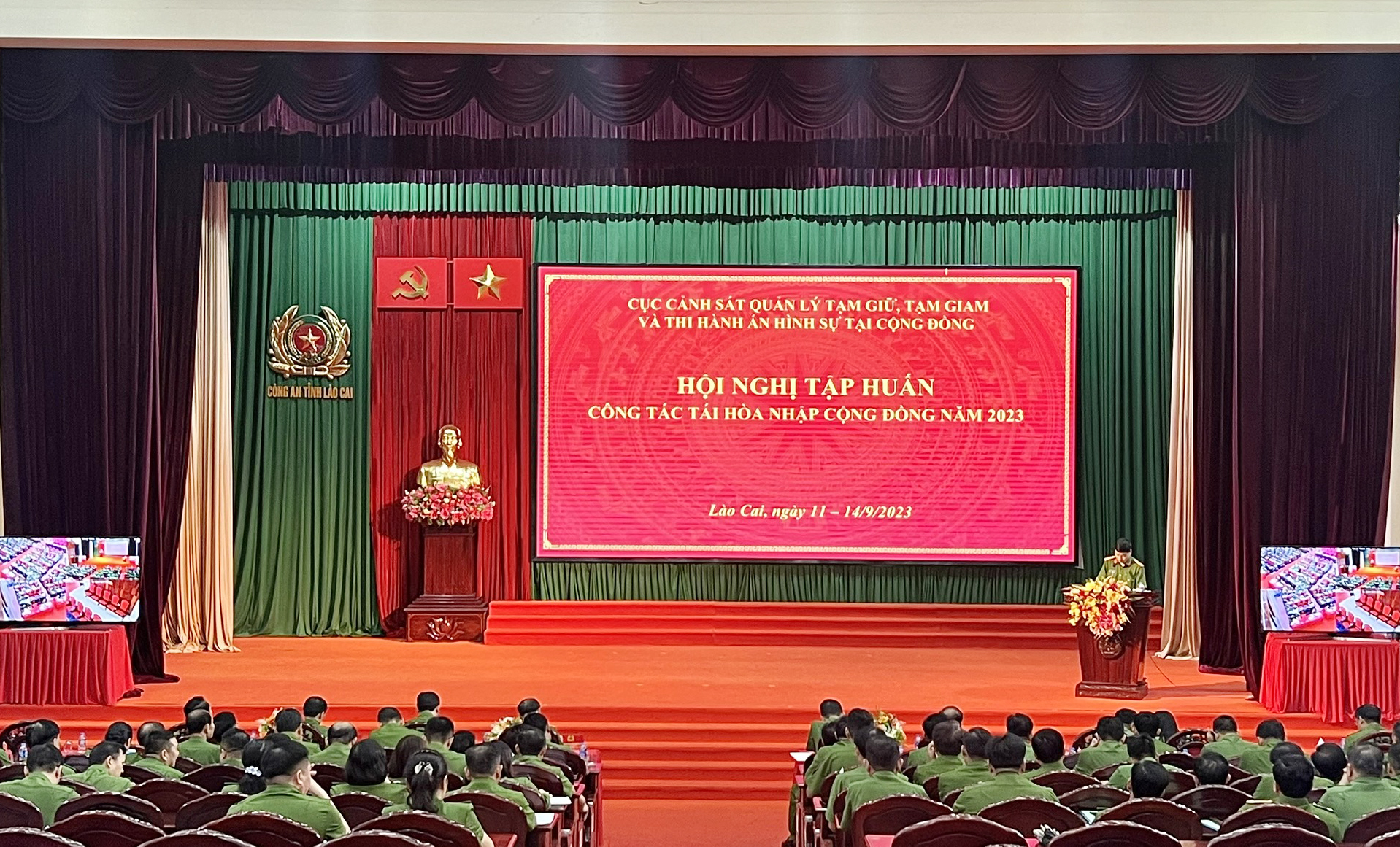Quang cảnh hội nghị. CA 119223.jpg