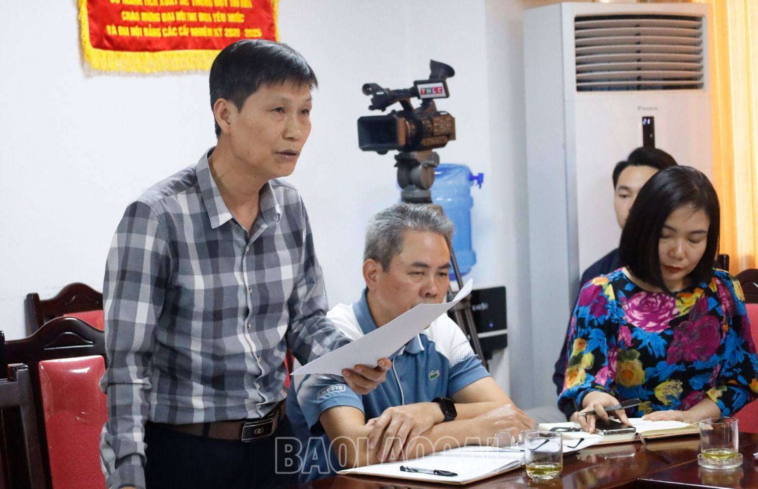 Đại diện Sở Văn hóa và Thể thao báo cáo kết quả 2 năm thực hiện Chỉ thị số 07-CT/TU, ngày 1/3/2021 của Ban Thường vụ Tỉnh ủy về phát triển Thể dục thể thao tỉnh Lào Cai đến năm 2025. 12.jpg