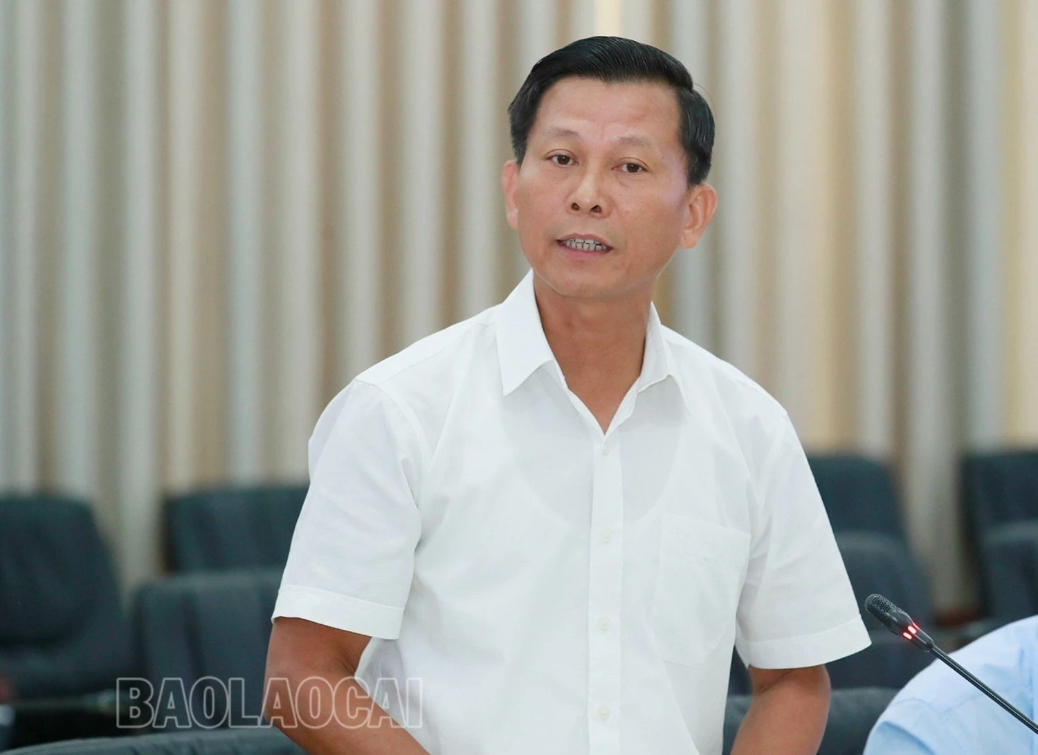 Lãnh đạo Sở Du lịch báo cáo công tác chuẩn bị cho Lễ kỷ niệm 120 năm du lịch Sa Pa.