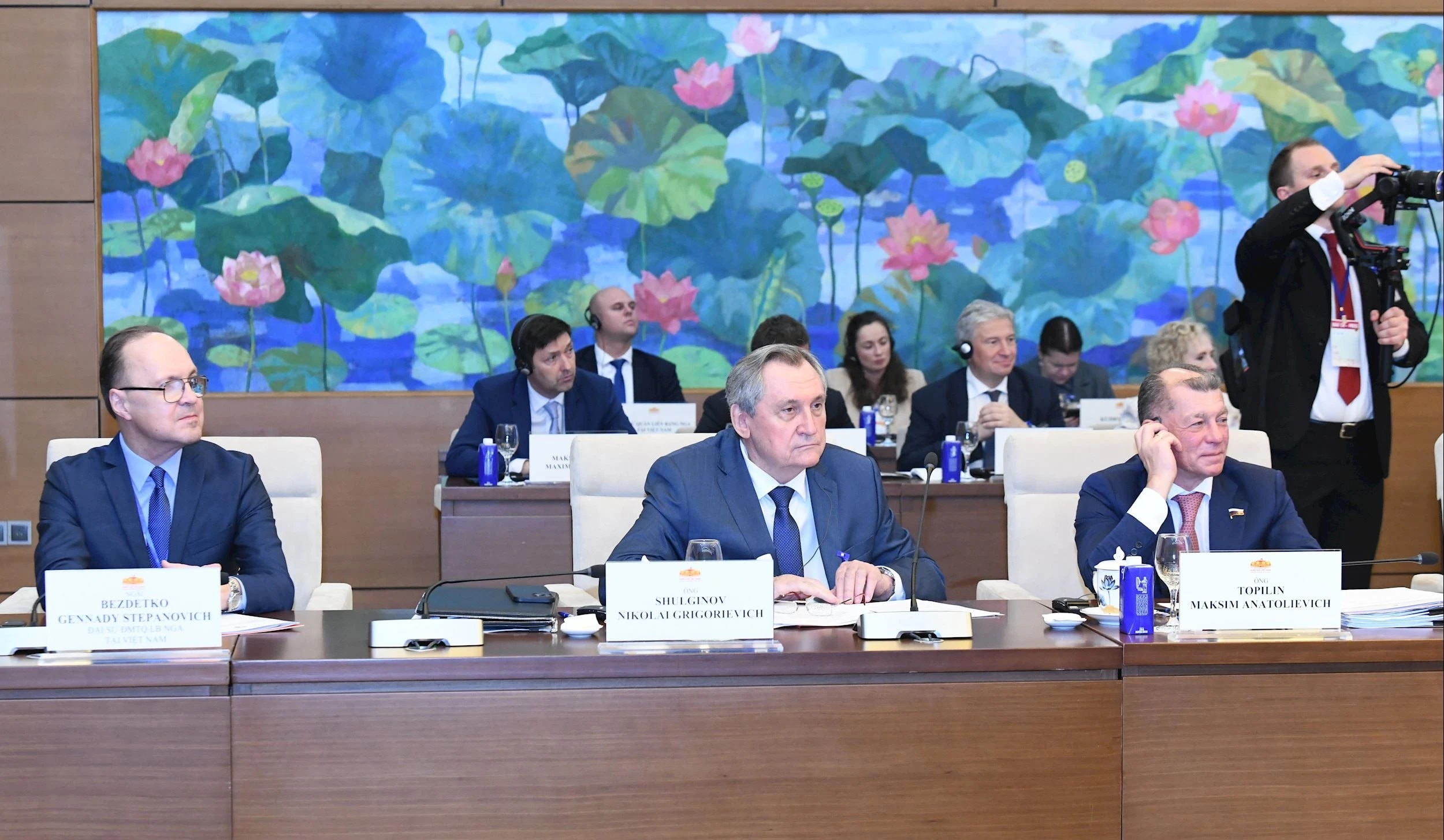 Đoàn đại biểu cấp cao Liên bang Nga tham dự Phiên họp.