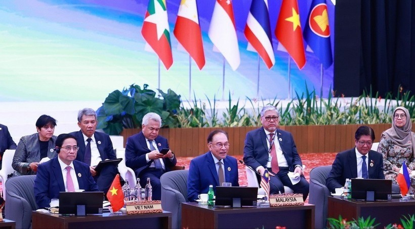 Thủ tướng Phạm Minh Chính dự phiên Đối thoại của lãnh đạo ASEAN với đại diện Hội đồng liên Nghị viện ASEAN (AIPA). 17-7-asean-minh-chi-n-2944.jpg