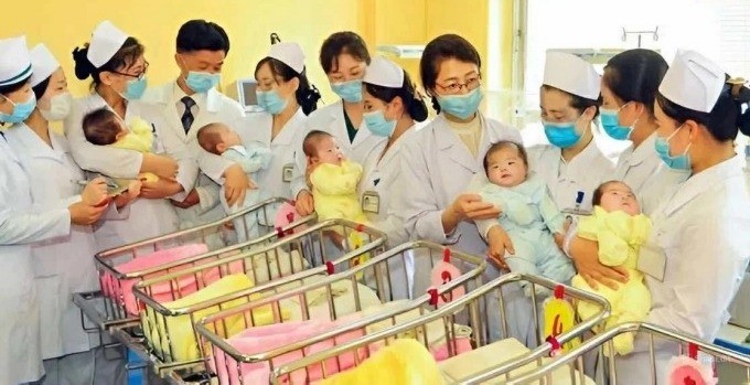 Các bé sinh 5 tại Bệnh viện Phụ sản Trung ương Bình Nhưỡng 11-7-sinh-de-trieu-tien-1-1124.jpg