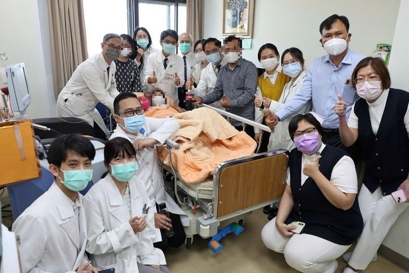 Người bệnh đầu tiên ở Việt Nam được điều trị bằng liệu pháp CAR-T cell thành công là bệnh nhi 12 tuổi mắc bệnh bạch cầu cấp lympho B, nhóm nguy cơ cao. phau-thuat.jpg