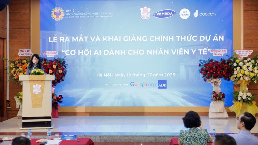 PGS.TS Lương Mai Anh - Phó Cục trưởng Cục Khoa học công nghệ và Đào tạo, Bộ Y tế. 18-7-bo-y-te-6726.jpg