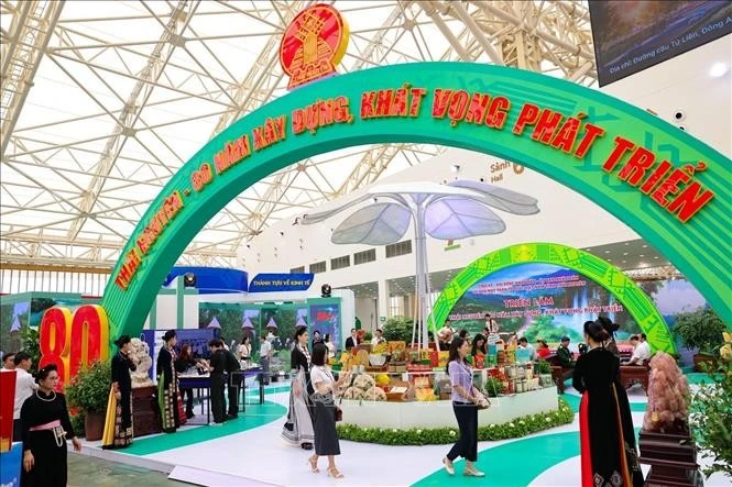 Gian trưng bày tỉnh Thái Nguyên.